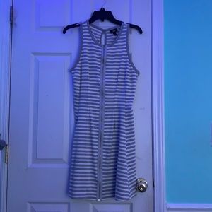 women’s zip up dress